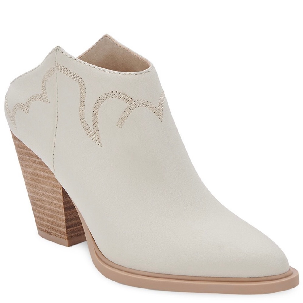 Dolce Vita booties!